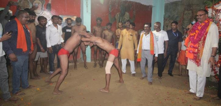 Deputy CM Brajesh Pathak boosted the enthusiasm of wrestlers