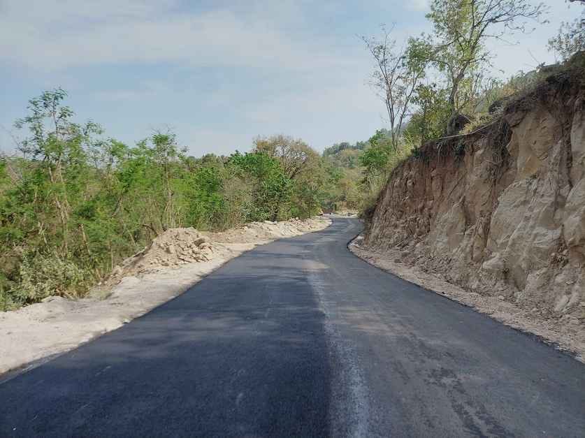 Dhaneta-Barsar road will be ready in one and a half month