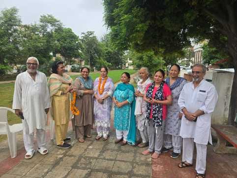 A memorandum was submitted to the chairperson regarding the problems of the sector