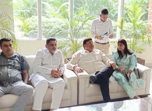 Budget sought from the minister for cleaning Kalanaur town