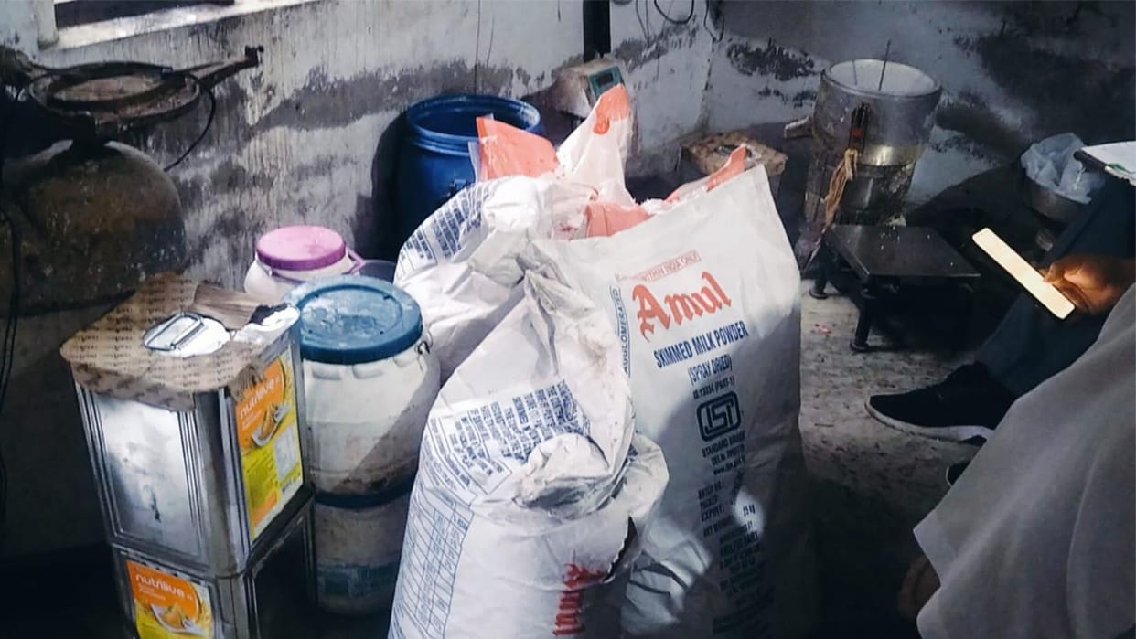 600 kg of cheese and other items recovered, dairy sealed