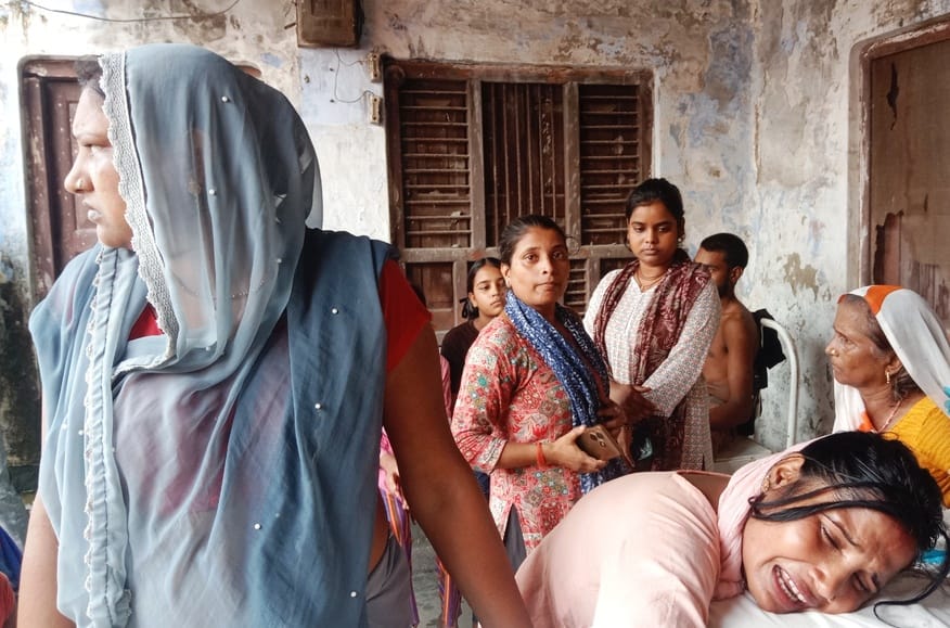 Contract cleaning worker of sugar mill dies under suspicious circumstances