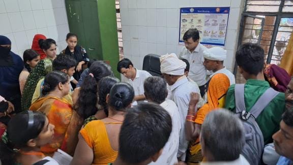 Crisis: Khalilabad CHC is dependent on only two doctors