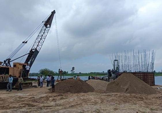 Bridge construction on Mahawa river begins, 24 villages will get relief