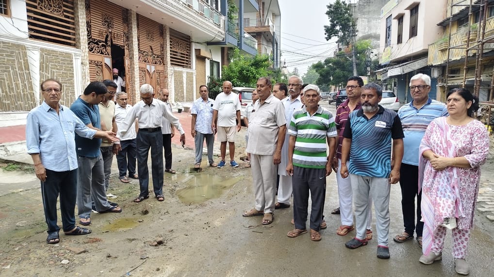 The debris was not removed by digging the street in Shivaji Colony