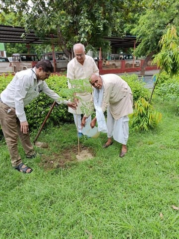 Maidh Sunar Sabha gave the message of environmental protection