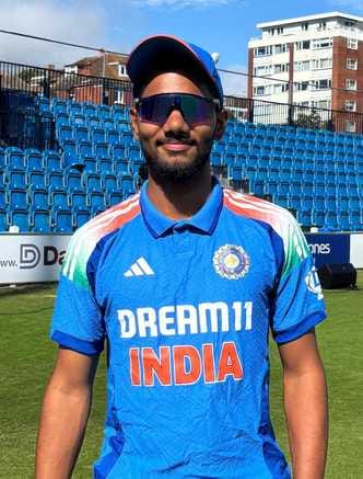 After England, now Kanishka Chauhan will play in Australia