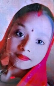 A quack woman conducted a delivery at home, the mother died due to deteriorating condition