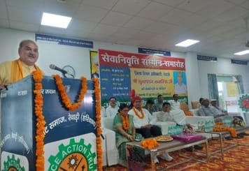 An officer is identified by his work style: MLA
