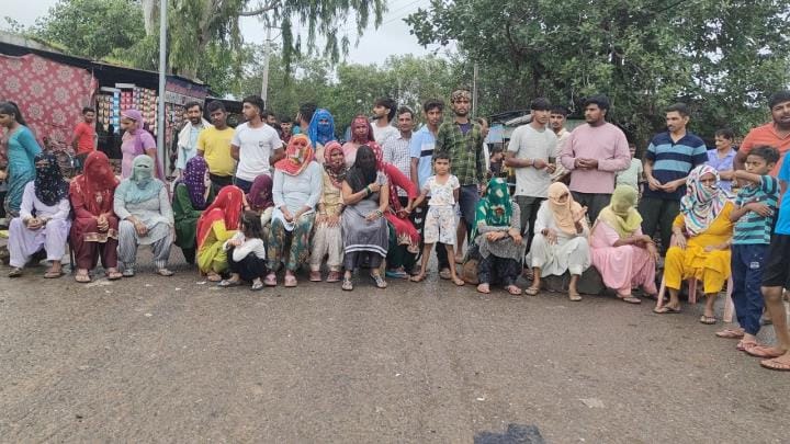 Villagers troubled by waterlogging blocked the Tosham-Hansi road