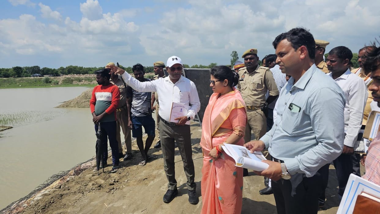 The Saryu river is just three centimeters away from the danger mark