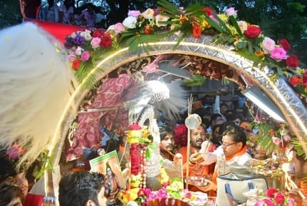 Baba Baijnath royal procession, which takes place once a year, will be on the 4th. city decorated like a bride