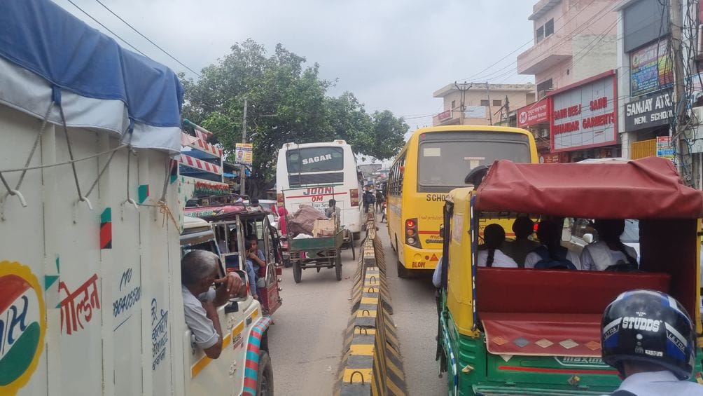 Residents troubled by traffic jam