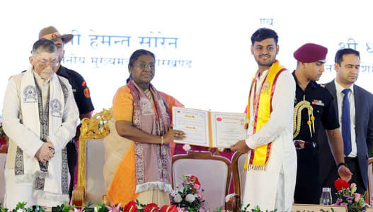 Shivam Varshney of Bilsi got gold medal in MTech