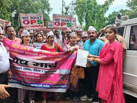 Rally taken out against merger and privatization of schools
