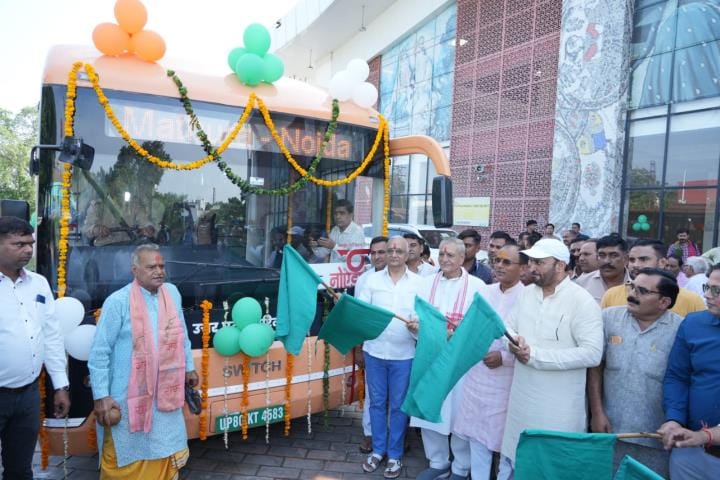 Six e-buses started, 2 buses will run on each route