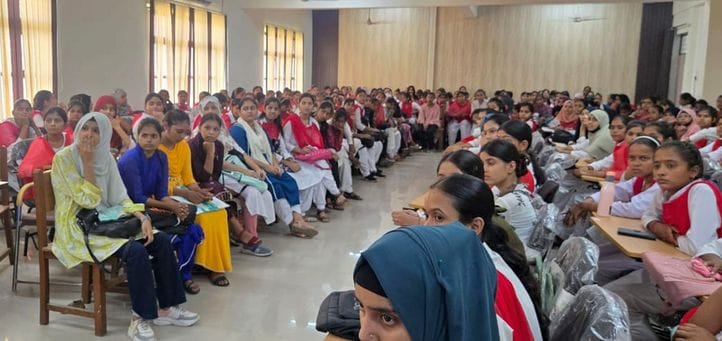 Commencement ceremony was celebrated in Government College