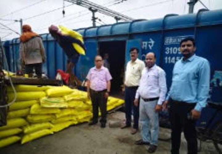 1345 tonnes of urea arrived in the division, now there will be no shortage