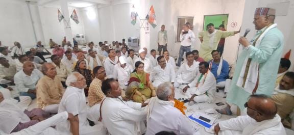 Strengthening the roots of Congress is the need of the hour