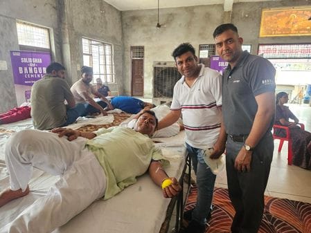 Yuva Mitra Mandal organized a camp and donated 251 units of blood