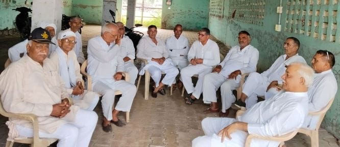Ex-servicemen raised the demand to open a canteen in Julana