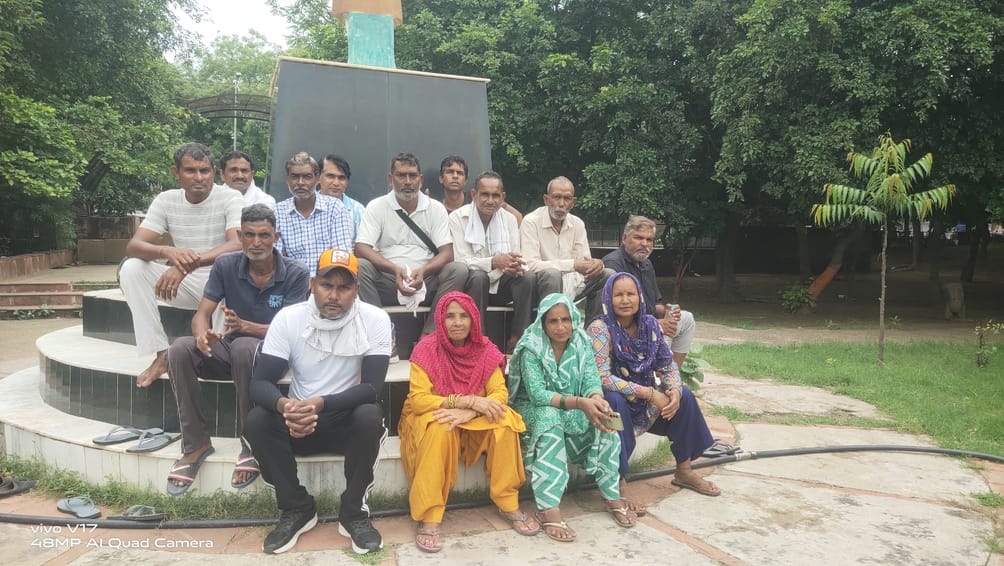 Rural sanitation workers will protest at the Panchayat Minister's residence on the 24th