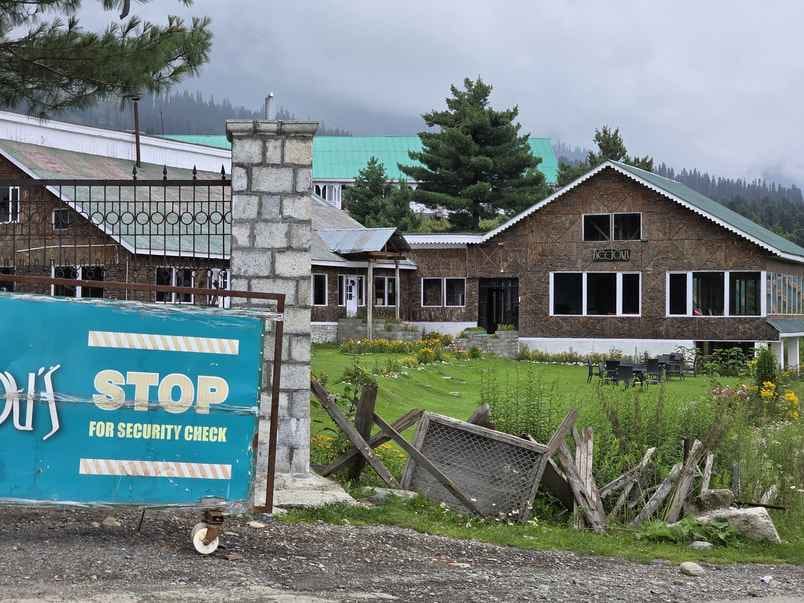 Gulmarg Development Authority takes over Romania's Hotel Neduz from Chief Minister