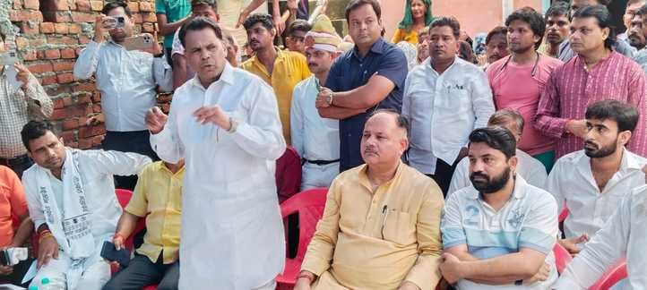 Minister of State Narendra Kashyap reached to meet Pal Kashyap