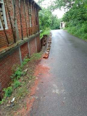 Danger of road collapse in winter due to landslides