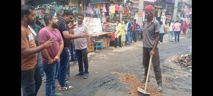 When the corporation commissioner had to come, the mud was cleaned...shopkeepers got angry