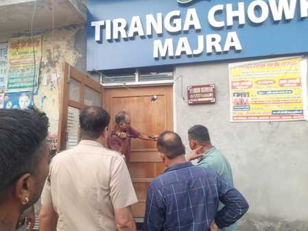 The former sarpanch of Majra did not give the records, the police was called and the lock of the panchayat office had to be broken