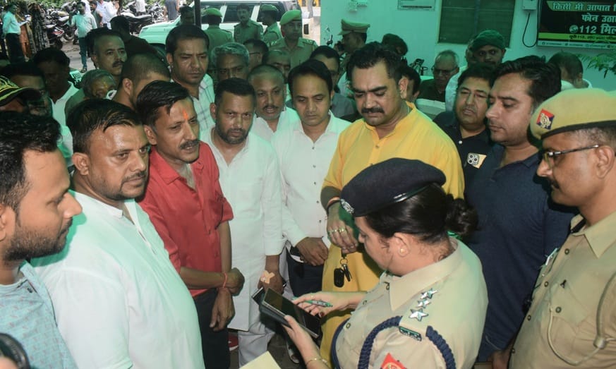 SSP office surrounded and ruckus in the case of attack on BJP councilor and workers