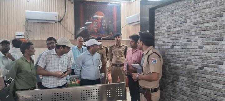 DRM reached the junction, reprimanded the responsible people
