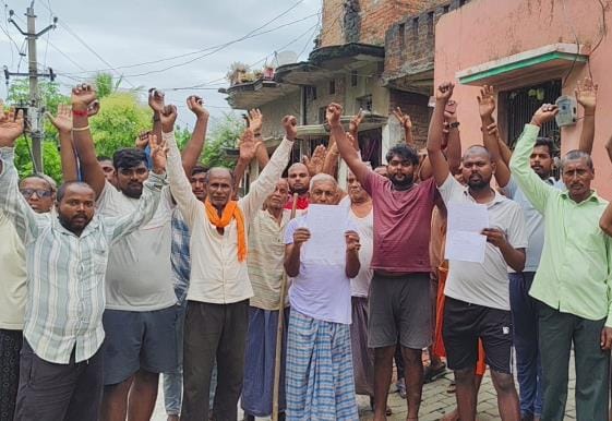 Protest against erection of electricity pole