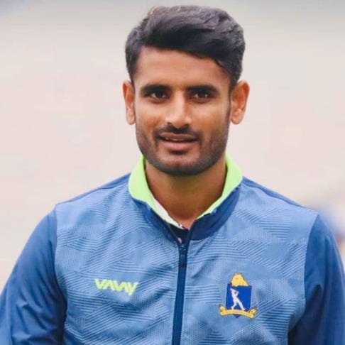 Fazilnagar's Suraj will show his bowling skills in Duleep Trophy