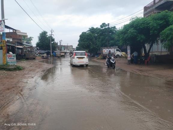 Heavy rain at night, drizzle during the day