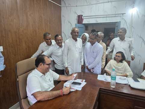 MLA heard the problems in the solution camp