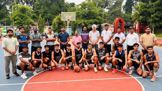 In basketball, Prayagraj defeated Agra division by a margin of 46-31