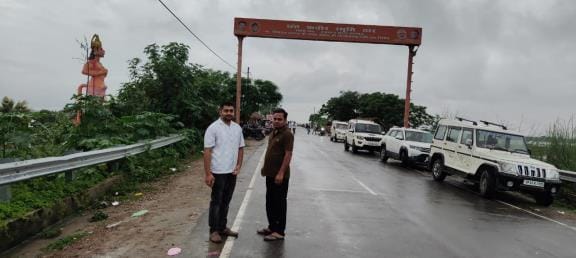 Traffic restored on Payalpar and Birharghat road