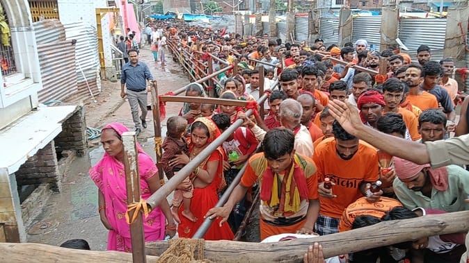 Gola city's borders were sealed, devotees queued up a day before