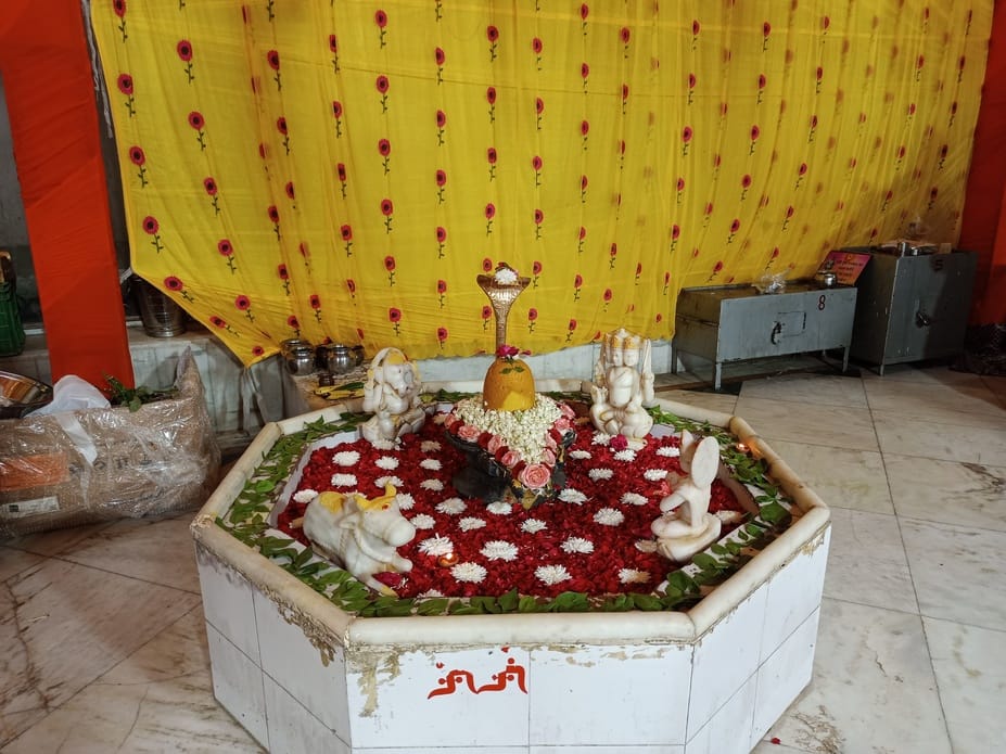 Today is the last Monday of Sawan, Shiva temples will reverberate with the chants of Bhole