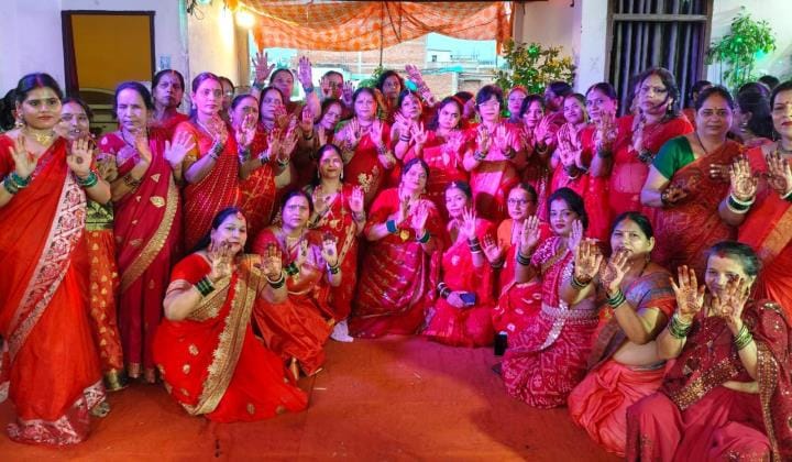 Women danced and applied mehndi during Hariyali Teej festival