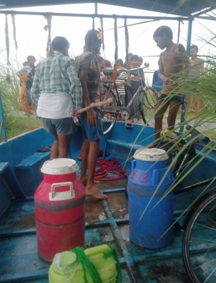 kasganj news motorboat fault