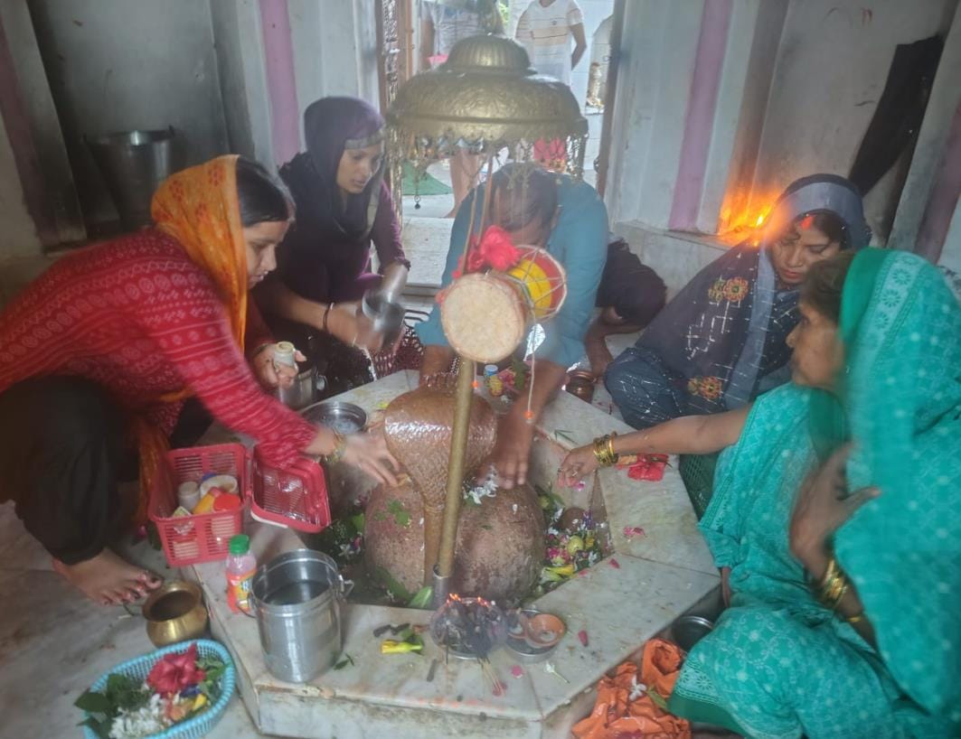 A flood of faith swelled in the Shiva temples