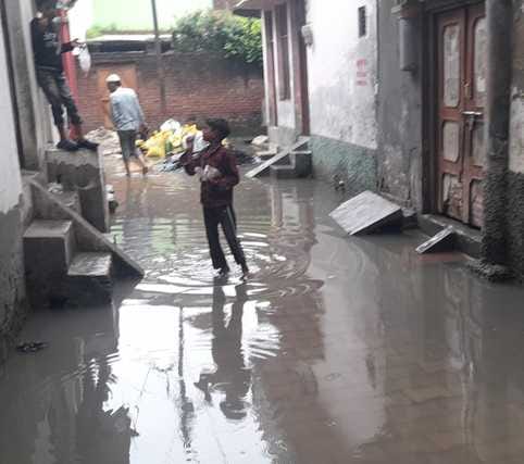People kept struggling with the problem of waterlogging in Kundarki