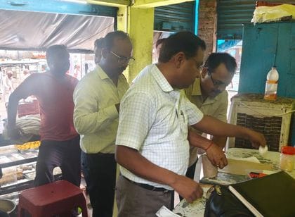 25 kg of bad boondi laddus and 10 kg of laung destroyed