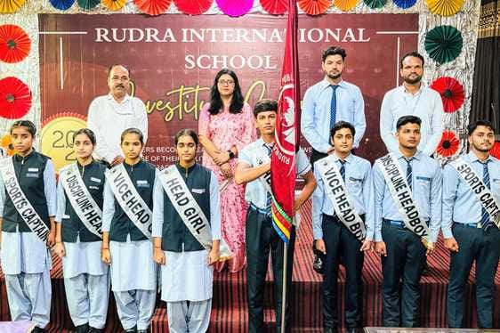 Hriday Chaudhary became head boy, Riddhi Sharma became head girl