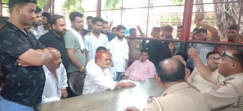 VHP and Bajrang Dal workers got angry after the case was registered