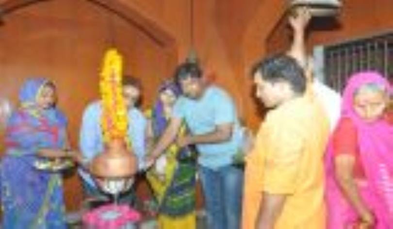 On the last Monday of Sawan, there was an echo of 'Bam Bhole', devotees thronged the Shiva temples