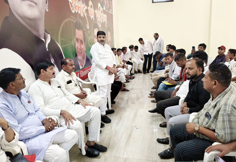 Appeal to all workers to strengthen the booth